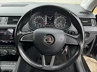 Used 2019 Skoda Octavia S Black Magic Pearl - Interior and Exterior details 12