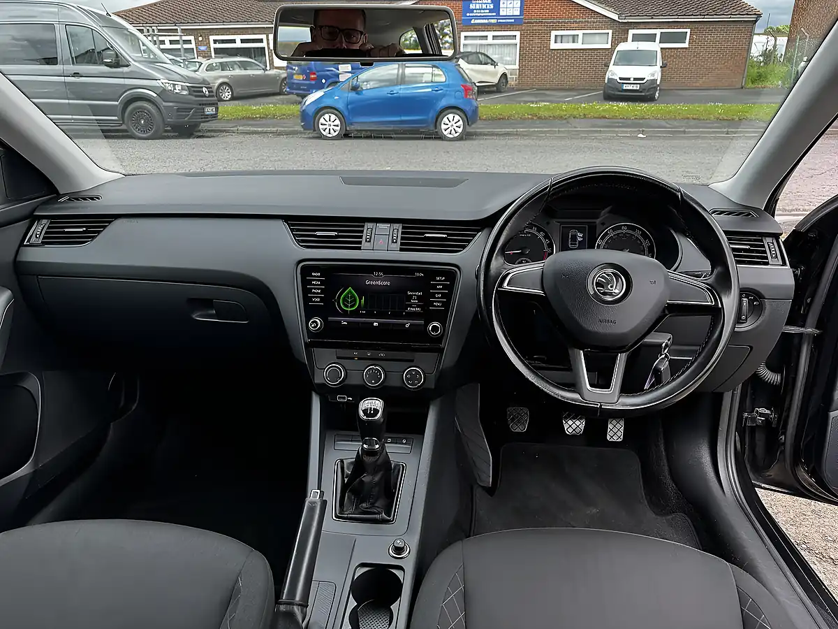 Used 2019 Skoda Octavia S Black Magic Pearl - Interior and Exterior details 2
