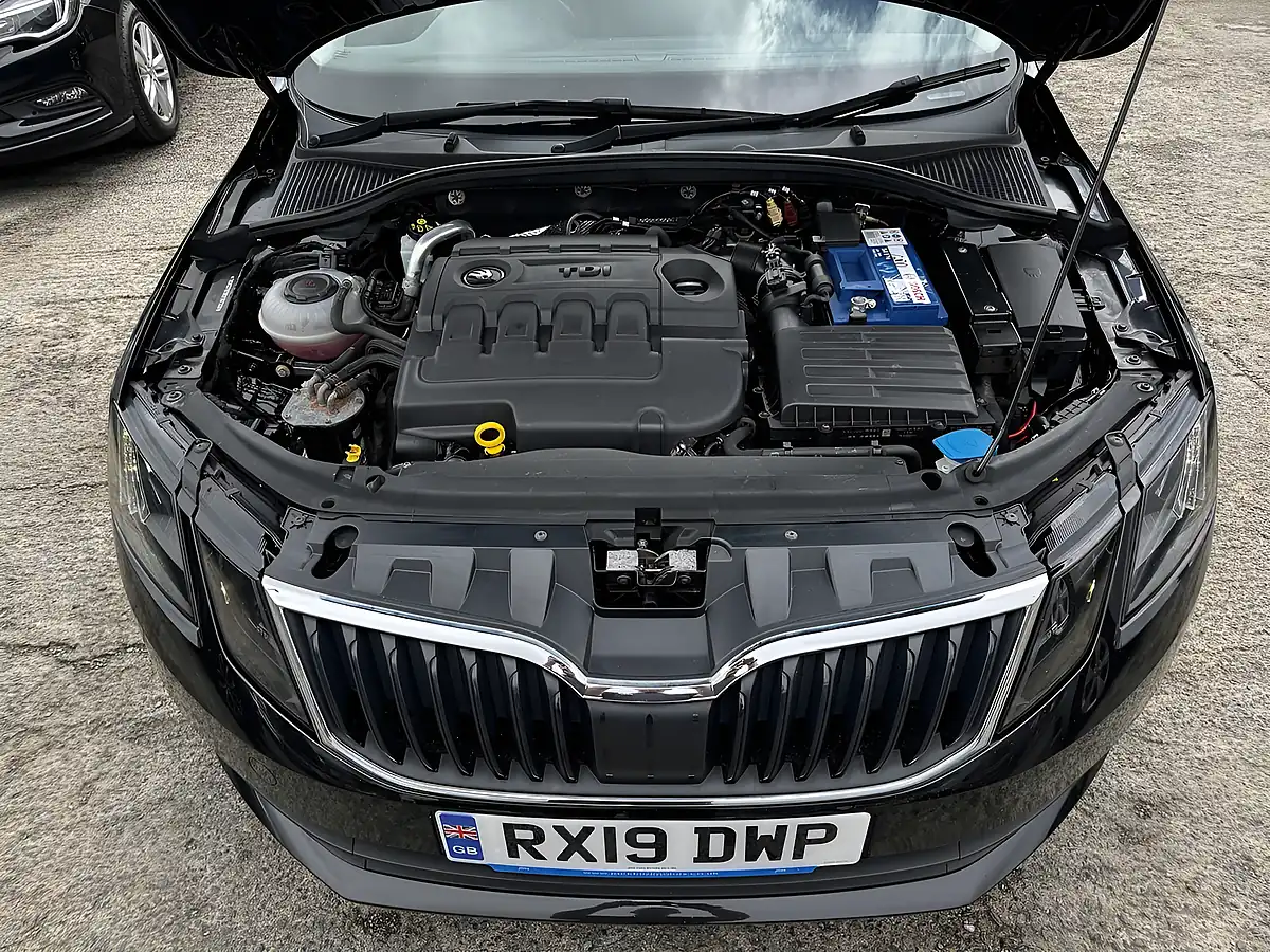 Used 2019 Skoda Octavia S Black Magic Pearl - Interior and Exterior details 20