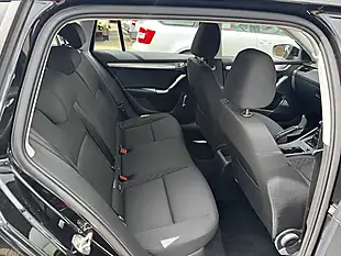 Used 2019 Skoda Octavia S Black Magic Pearl - Interior and Exterior details 4