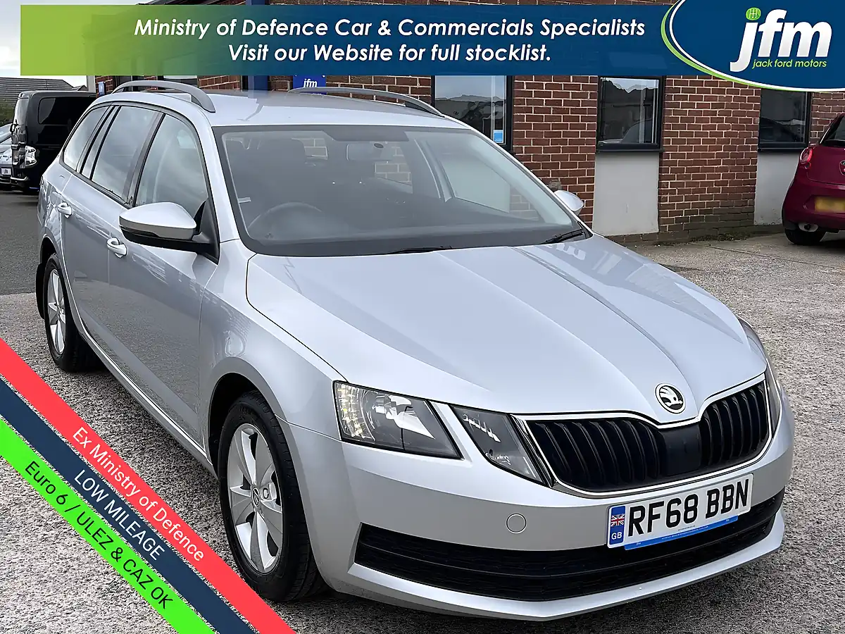 Used 2019 Skoda Octavia S Brilliant Silver Metallic - Front View