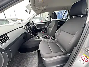 Used 2019 Skoda Octavia S Brilliant Silver Metallic - Interior and Exterior details 16