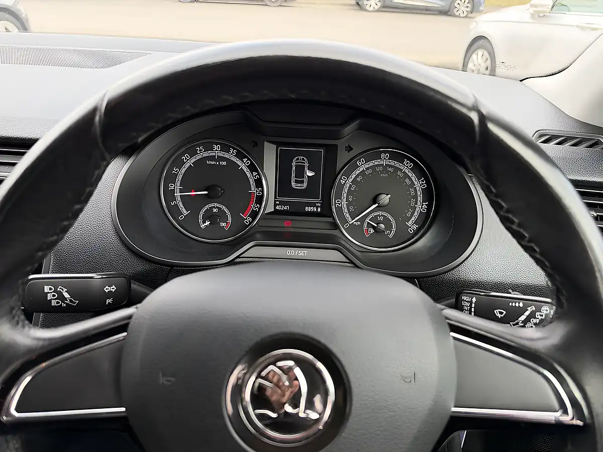 Used 2019 Skoda Octavia S Grey Metallic - Interior and Exterior details 12