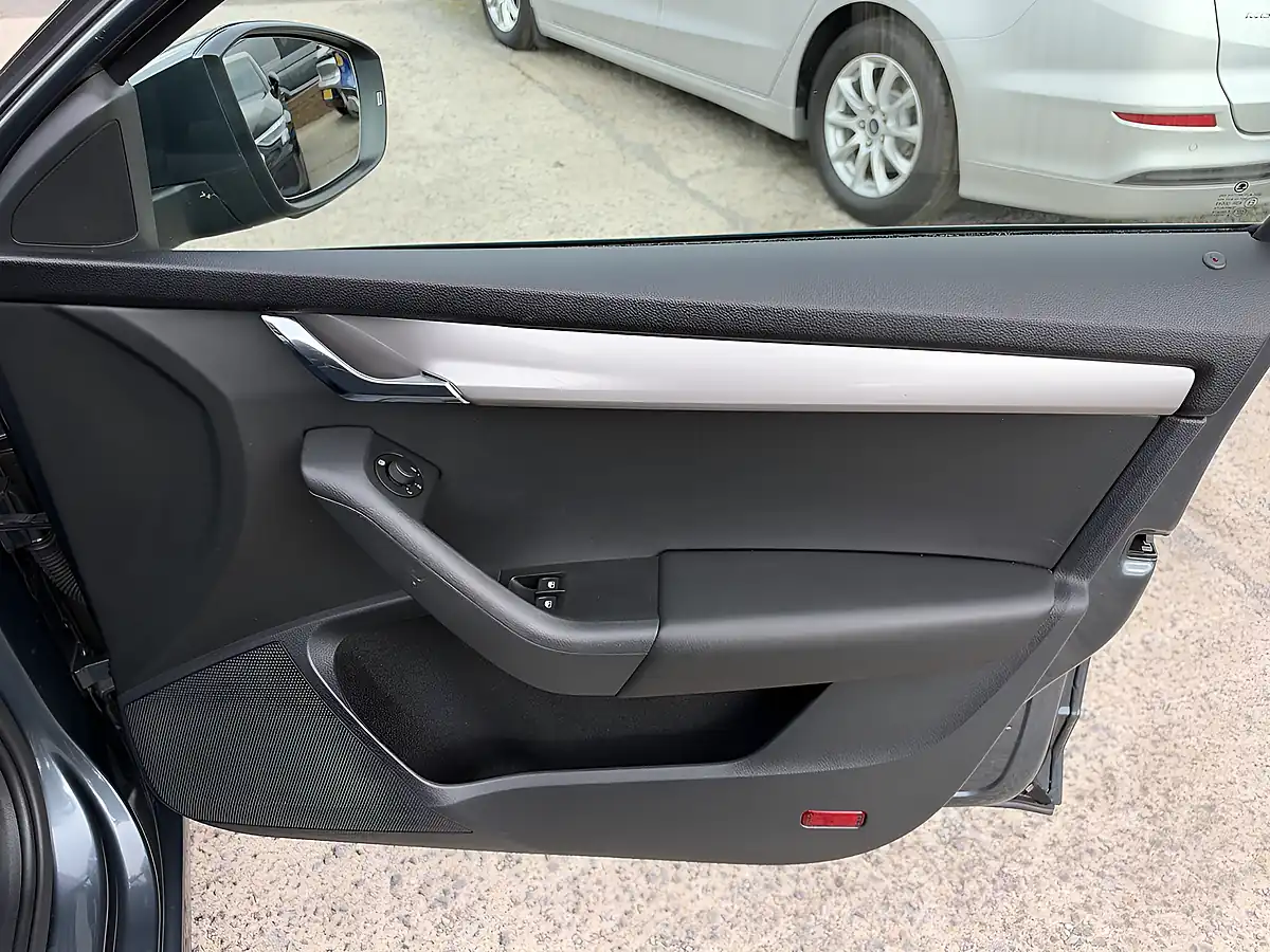 Used 2019 Skoda Octavia S Grey Metallic - Interior and Exterior details 15