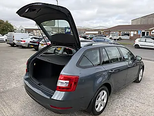 Used 2019 Skoda Octavia S Grey Metallic - Interior and Exterior details 17