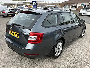 Used 2019 Skoda Octavia S Grey Metallic - Interior and Exterior details 6