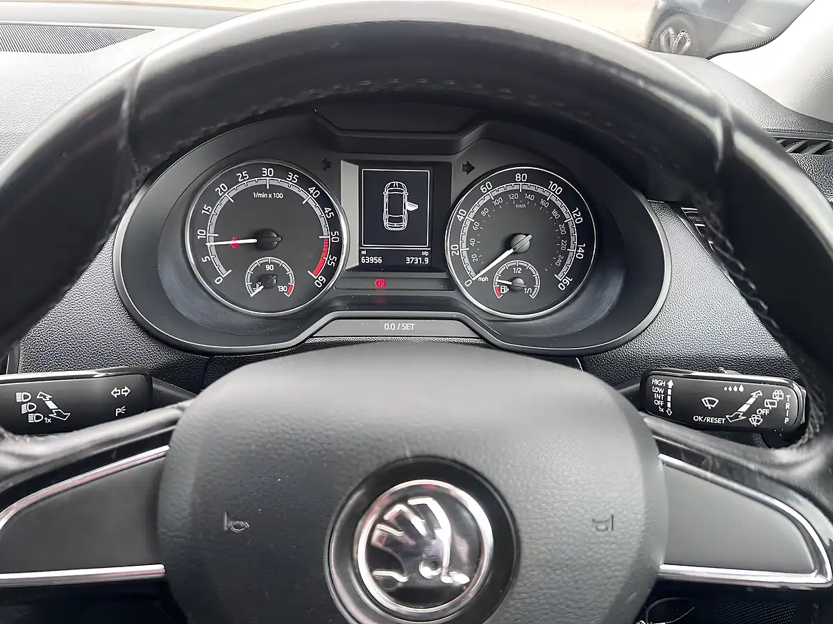 Used 2019 Skoda Octavia S Quartz Grey Met - Interior and Exterior details 12
