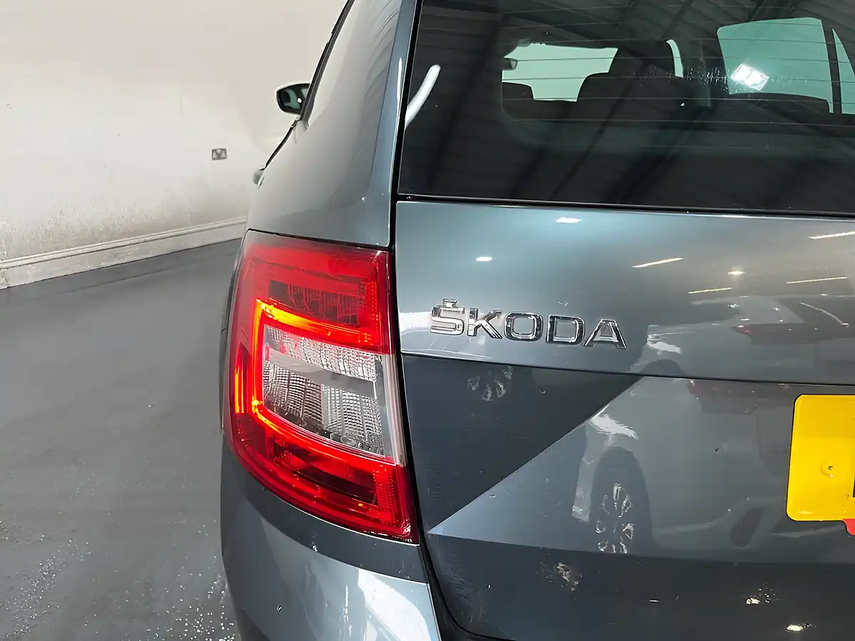 Used 2019 Skoda Octavia Scout Grey - Interior and Exterior details 10