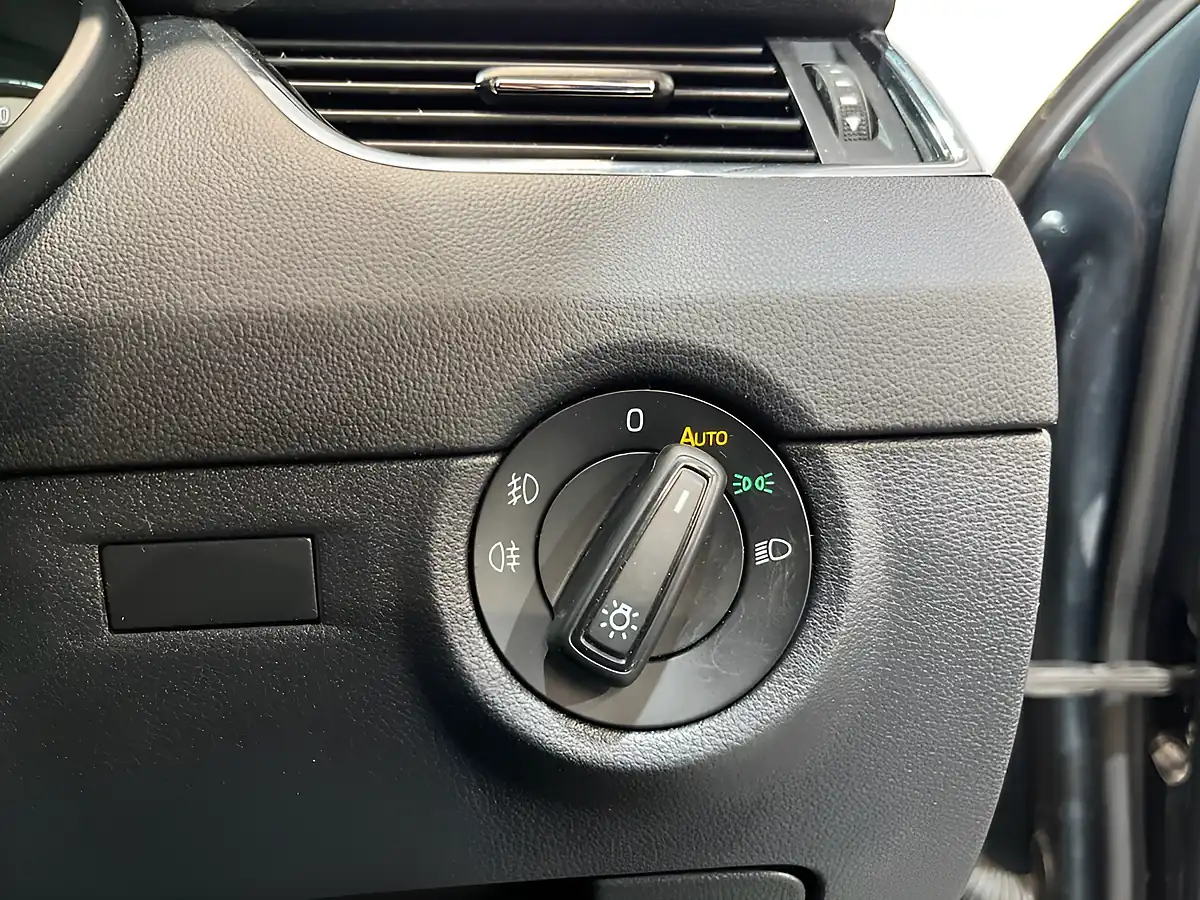 Used 2019 Skoda Octavia Scout Grey - Interior and Exterior details 12