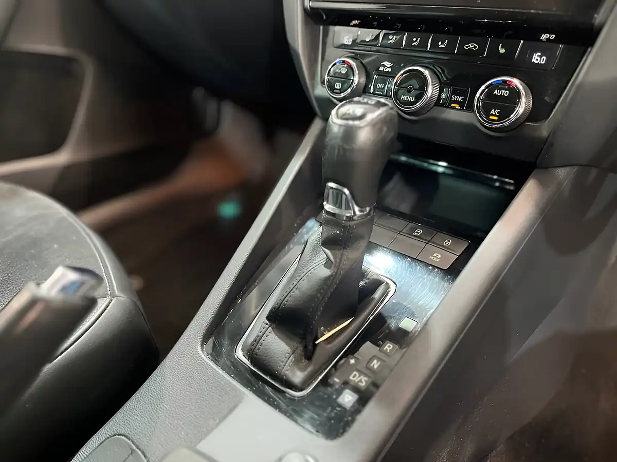 Used 2019 Skoda Octavia Scout Grey - Interior and Exterior details 15