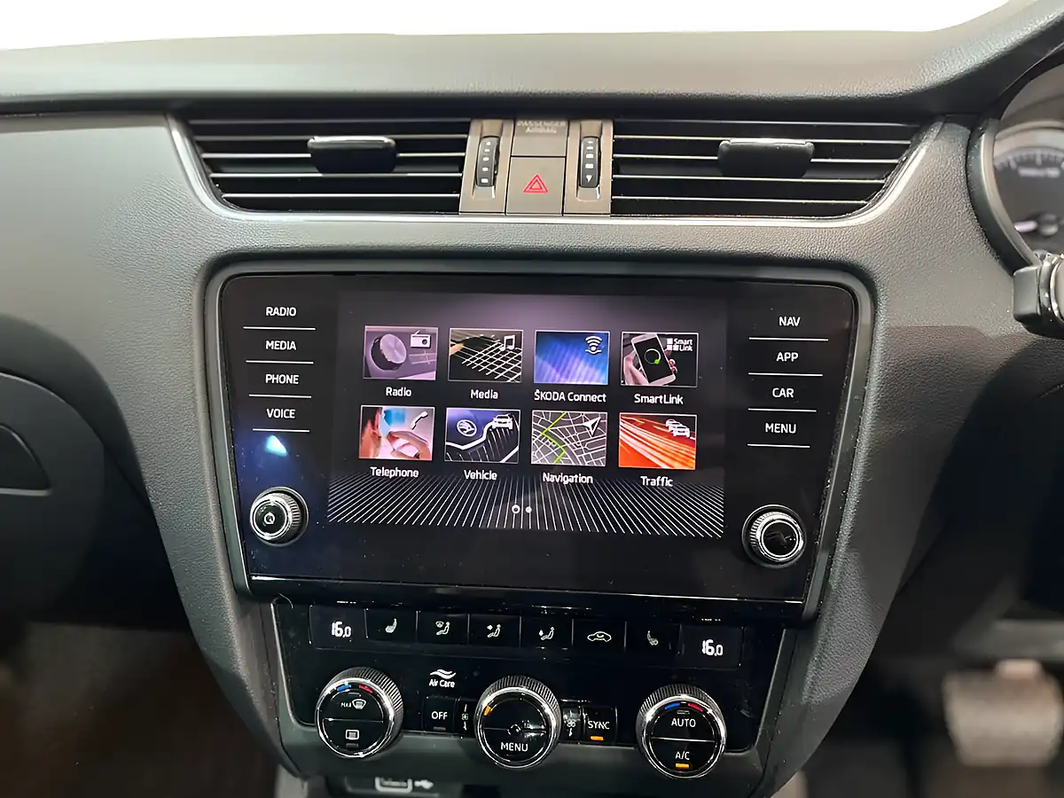 Used 2019 Skoda Octavia Scout Grey - Interior and Exterior details 16