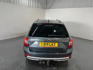 Used 2019 Skoda Octavia Scout Grey - Interior and Exterior details 5