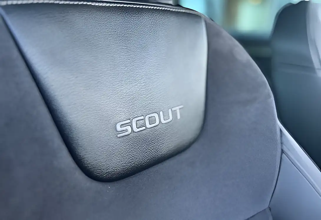 Used 2019 Skoda Octavia Scout Quartz Grey - Interior and Exterior details 12