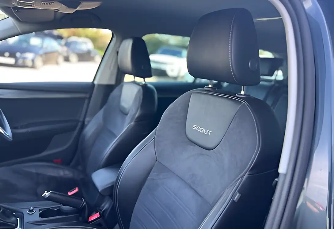 Used 2019 Skoda Octavia Scout Quartz Grey - Interior and Exterior details 16