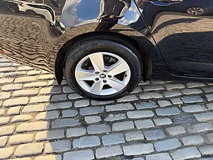 Used 2019 Skoda Octavia Se Black - Interior and Exterior details 17