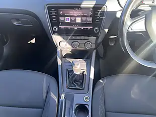 Used 2019 Skoda Octavia Se Brilliant Silver Metallic - Interior and Exterior details 11
