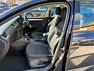 Used 2019 Skoda Octavia Se Drive Black - Interior and Exterior details 15