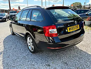 Used 2019 Skoda Octavia Se Drive Black - Interior and Exterior details 6