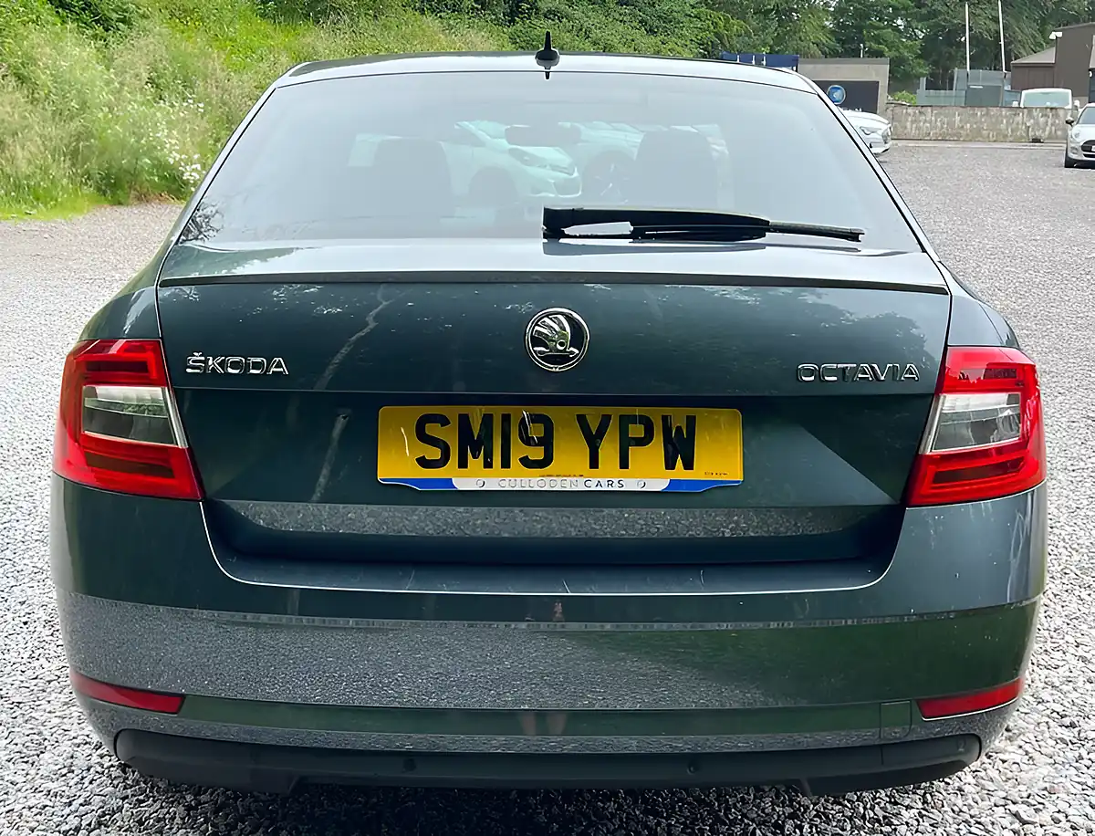 Used 2019 Skoda Octavia Se L Grey - Interior and Exterior details 4