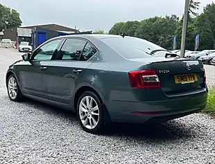 Used 2019 Skoda Octavia Se L Grey - Interior and Exterior details 5