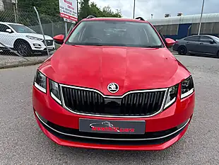 Used 2019 Skoda Octavia Se L Red - Interior and Exterior details 11