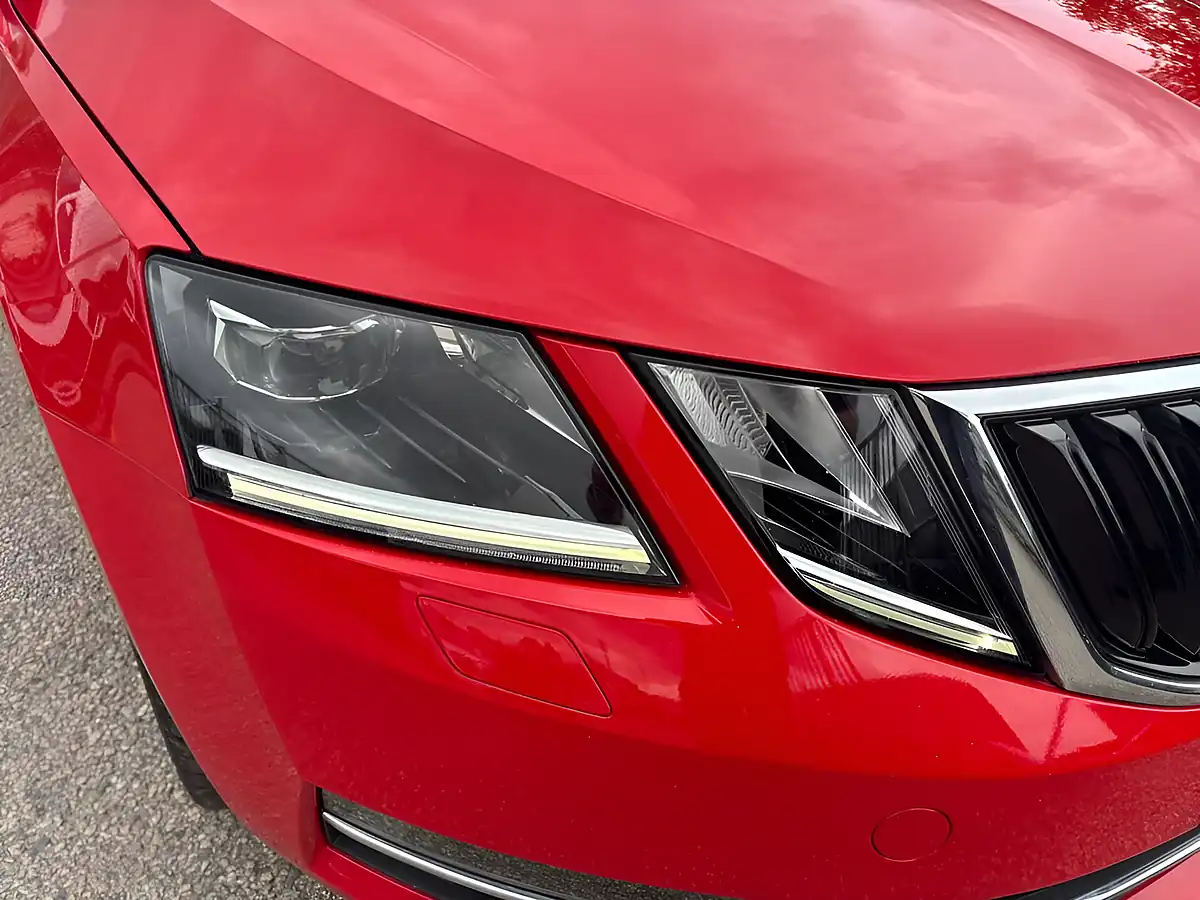 Used 2019 Skoda Octavia Se L Red - Interior and Exterior details 16