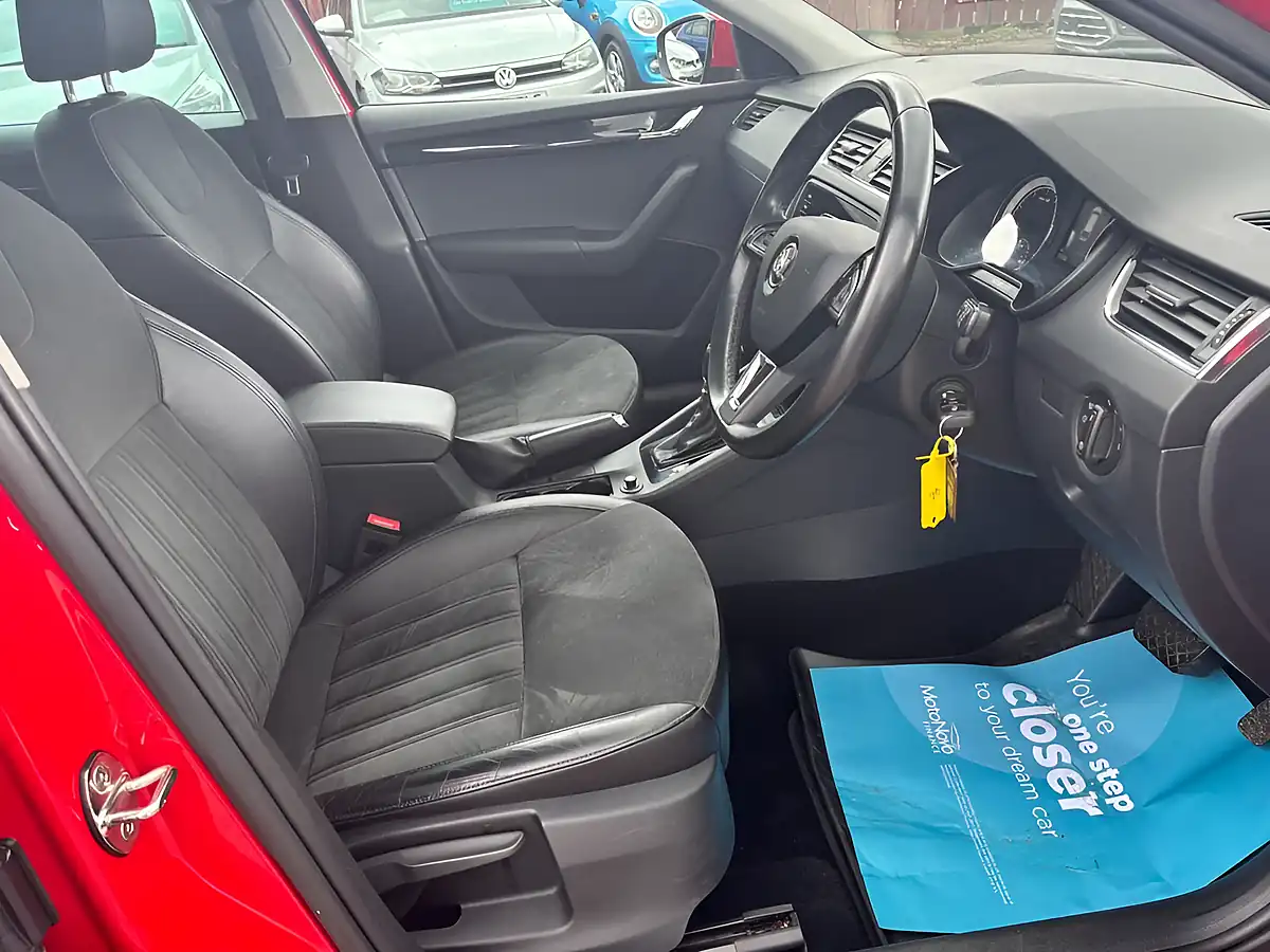 Used 2019 Skoda Octavia Se L Red - Interior and Exterior details 3