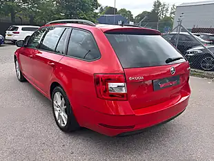 Used 2019 Skoda Octavia Se L Red - Interior and Exterior details 9