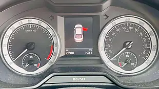 Used 2019 Skoda Octavia Se L Silver - Interior and Exterior details 10