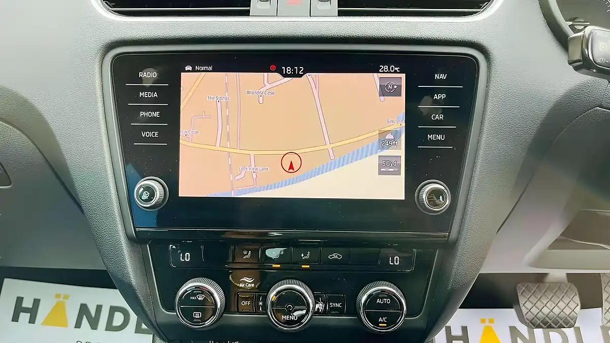 Used 2019 Skoda Octavia Se L Silver - Interior and Exterior details 13
