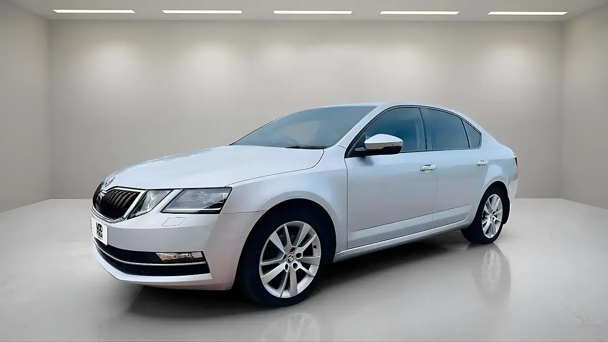 Used 2019 Skoda Octavia Se L Silver - Interior and Exterior details 2