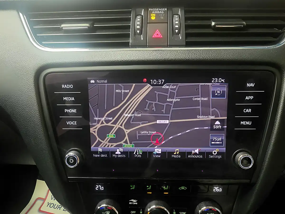 Used 2019 Skoda Octavia Se L Silver - Interior and Exterior details 15