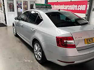 Used 2019 Skoda Octavia Se L Silver - Interior and Exterior details 5