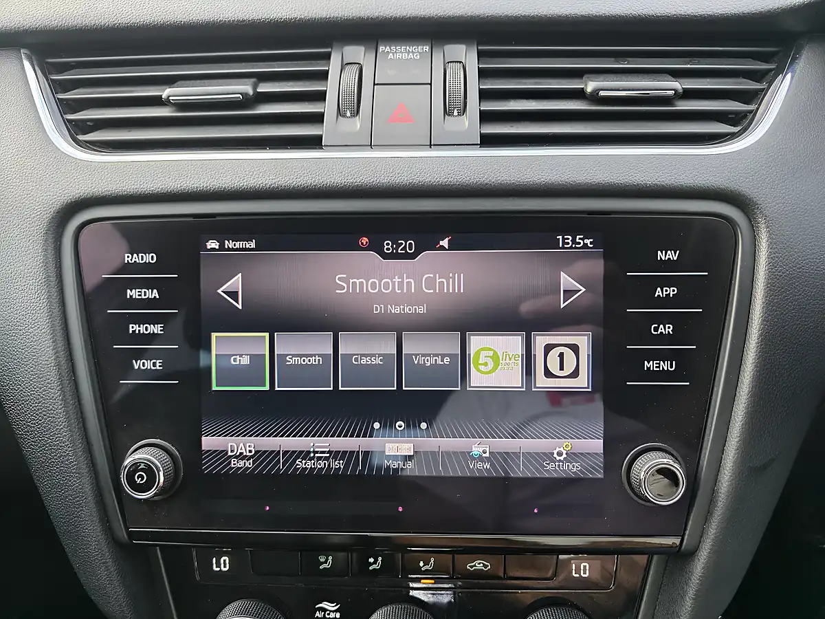 Used 2019 Skoda Octavia Se L Silver - Interior and Exterior details 13
