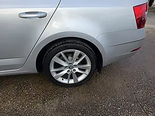 Used 2019 Skoda Octavia Se L Silver - Interior and Exterior details 18