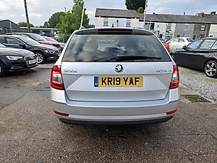 Used 2019 Skoda Octavia Se L Silver - Interior and Exterior details 7