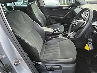 Used 2019 Skoda Octavia Se L Silver - Interior and Exterior details 9