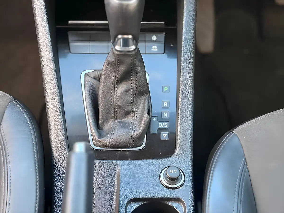 Used 2019 Skoda Octavia Se L Silver - Interior and Exterior details 16