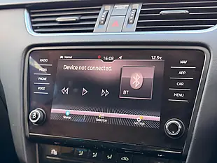 Used 2019 Skoda Octavia Se L Silver - Interior and Exterior details 19