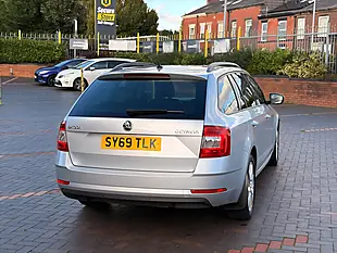 Used 2019 Skoda Octavia Se L Silver - Interior and Exterior details 8