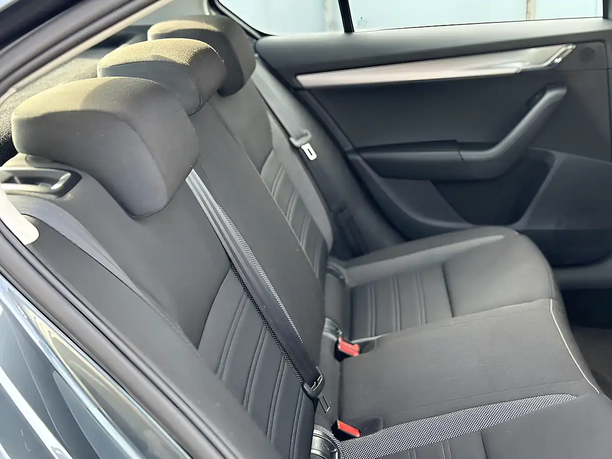 Used 2019 Skoda Octavia Se Technology - Interior and Exterior details 2