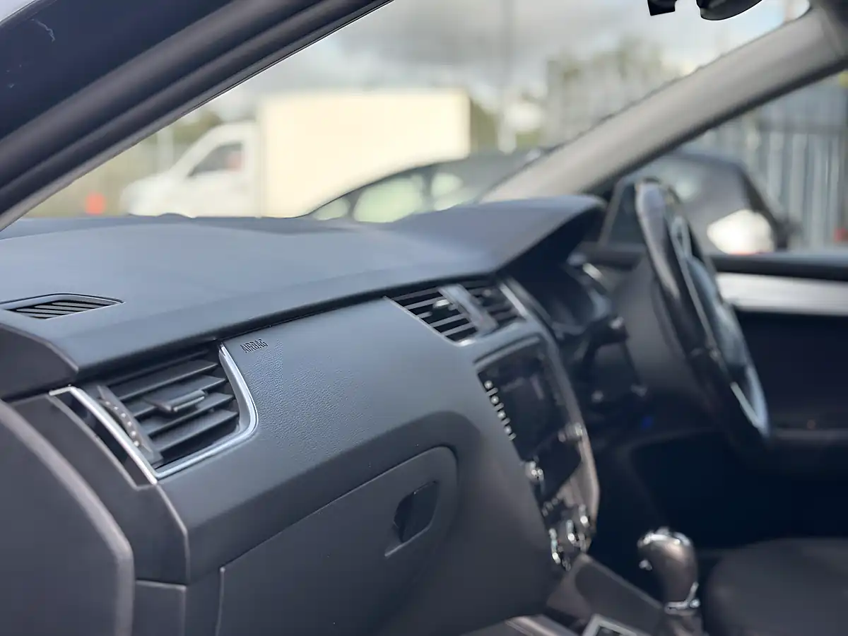Used 2019 Skoda Octavia Se Technology - Interior and Exterior details 6