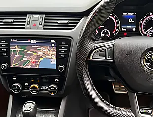 Used 2019 Skoda Octavia VRS Brilliant Silver - Interior and Exterior details 13