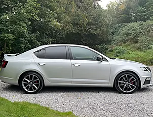 Used 2019 Skoda Octavia VRS Brilliant Silver - Interior and Exterior details 2