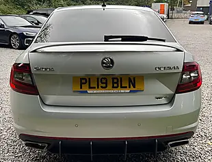 Used 2019 Skoda Octavia VRS Brilliant Silver - Interior and Exterior details 4