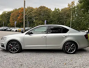 Used 2019 Skoda Octavia VRS Brilliant Silver - Interior and Exterior details 6