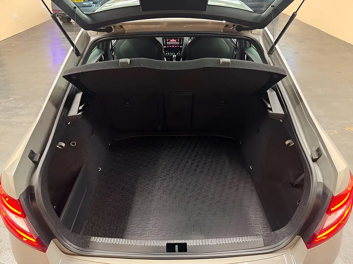Used 2019 Skoda Octavia VRS Grey - Interior and Exterior details 11