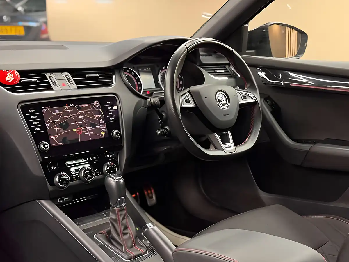 Used 2019 Skoda Octavia VRS Grey - Interior and Exterior details 14