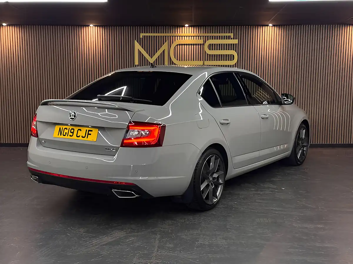 Used 2019 Skoda Octavia VRS Grey - Interior and Exterior details 5