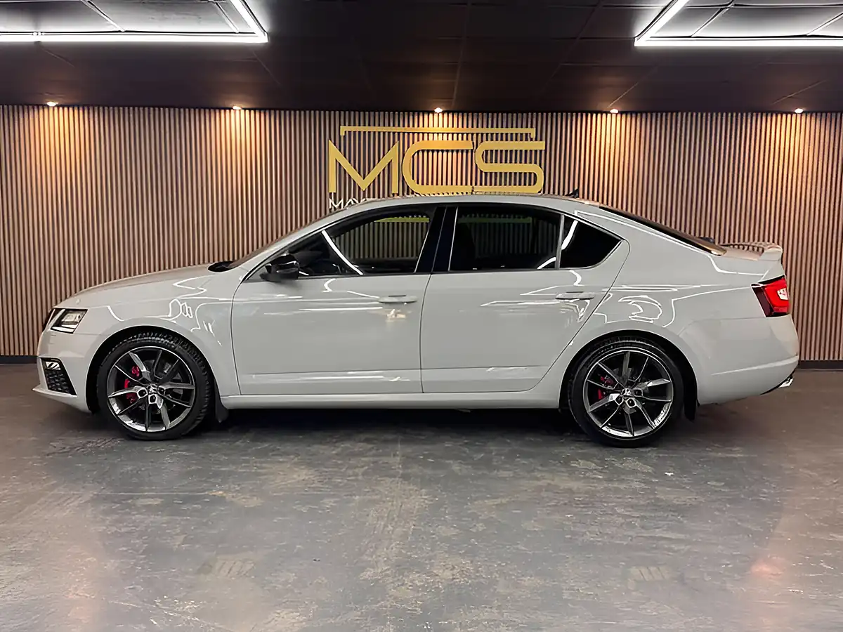 Used 2019 Skoda Octavia VRS Grey - Interior and Exterior details 8